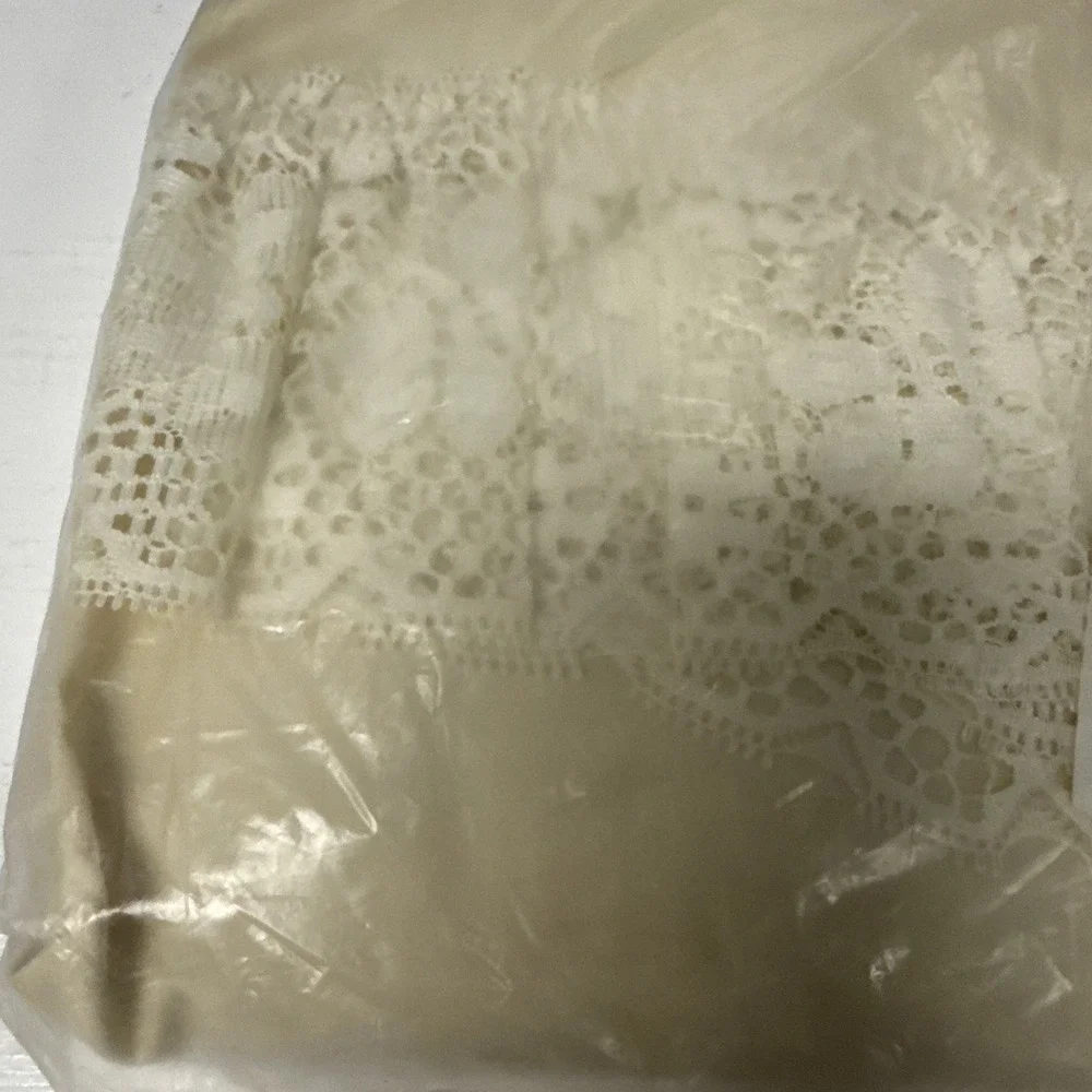 2 x New‎ JUDY LEE Originals Elegant IVORY Lace KING  Pillow SHAM Cases #8000